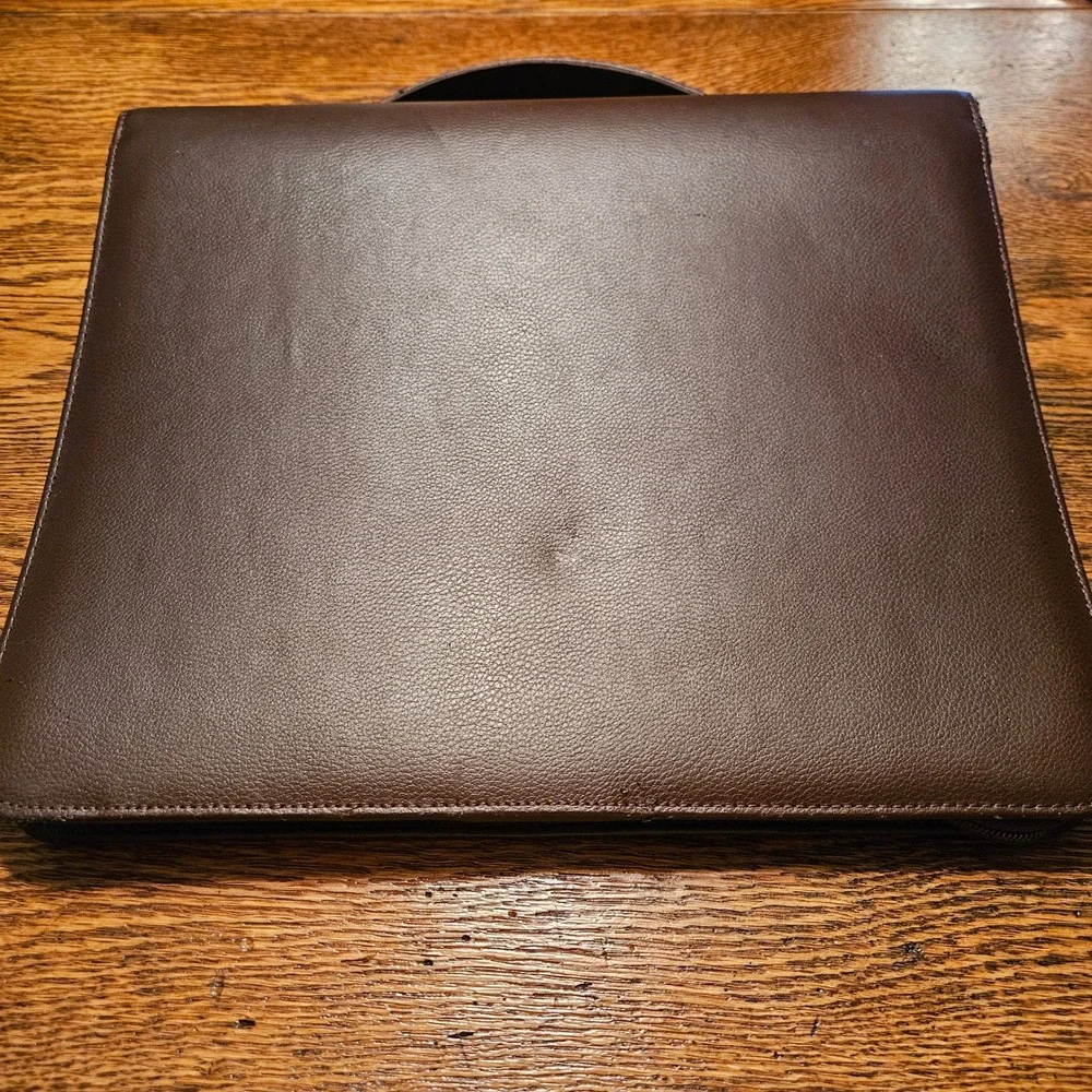 Day Timer Brown Faux Leather Zippered Portfolio Case Handle Business Organizer